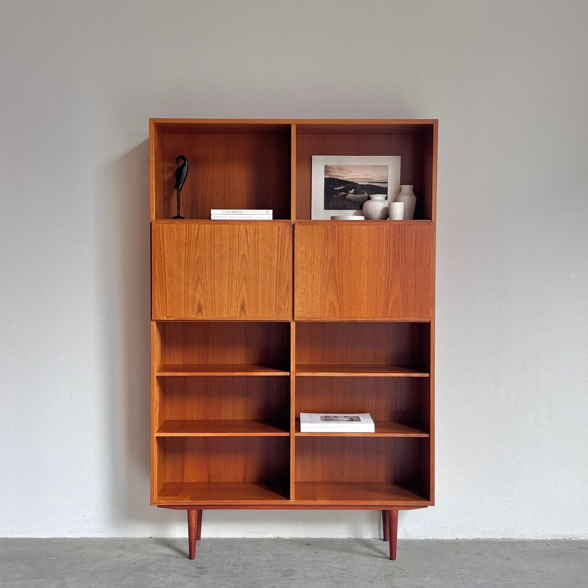 Vintage high bookcase teak Omann Jun