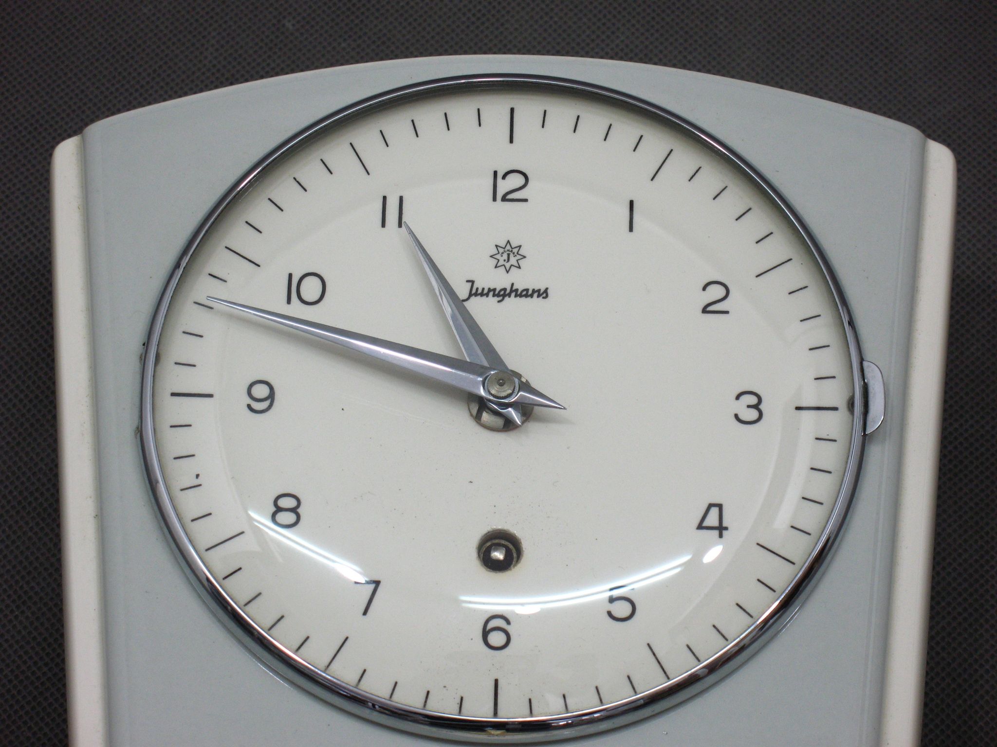 Horloge murale de Junghans, années 1950
