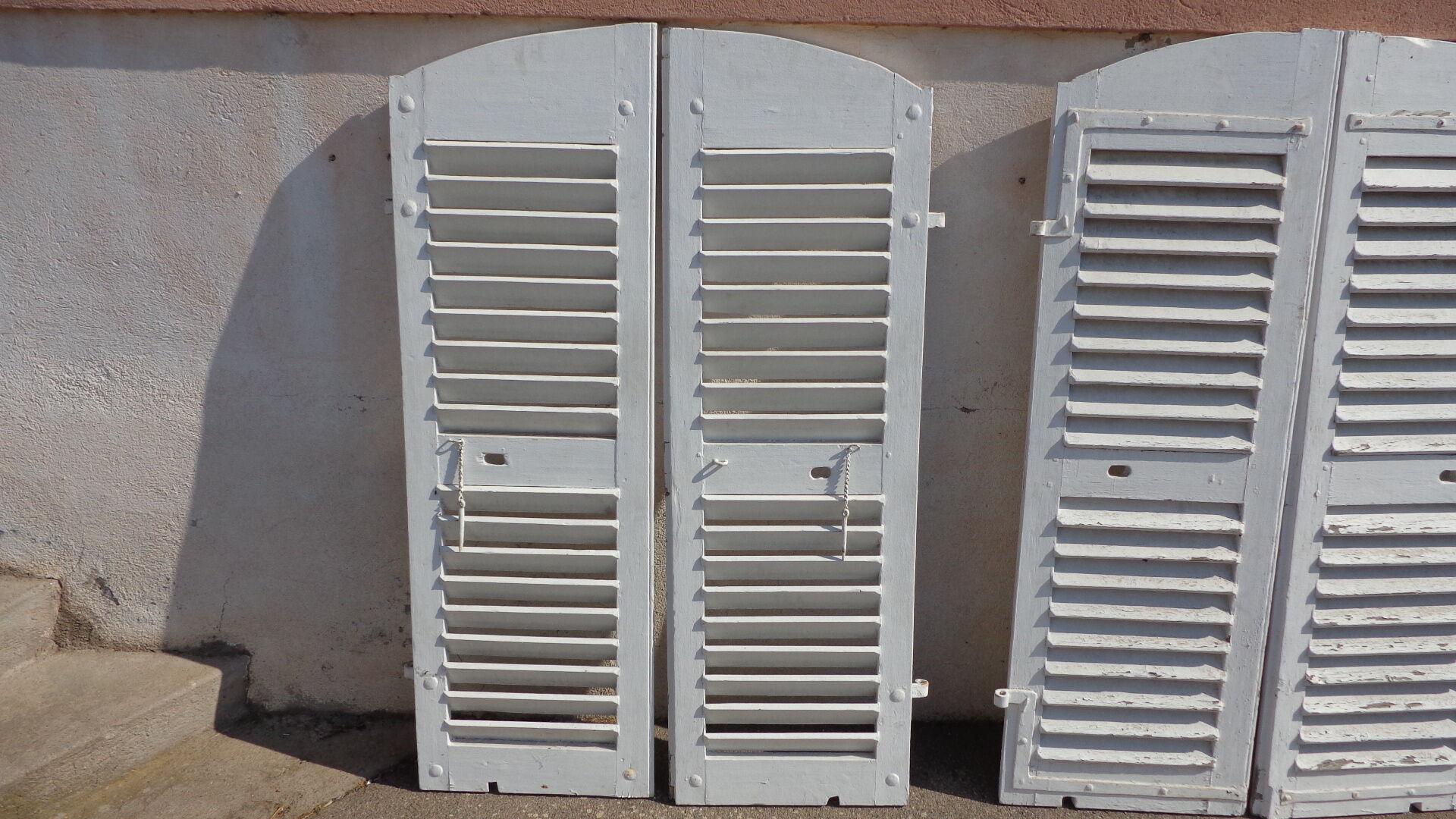 4 pairs arched shutters
