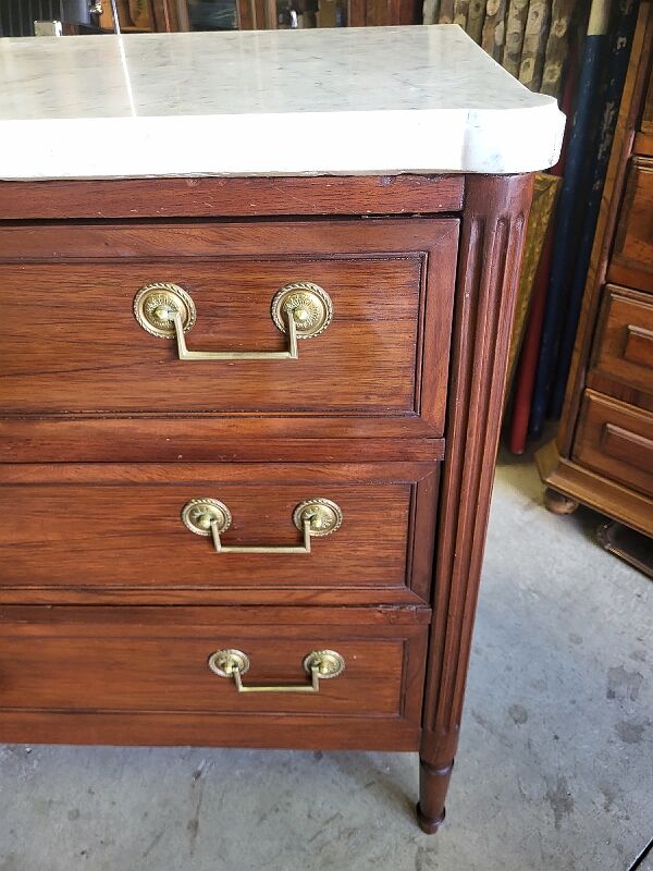 Chest of drawers Louis XVI in mahogany marble top of the XIXth century