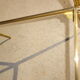 Table de salon en laiton et verre, double plateaux