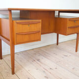 Danish Teak Floating Desk By Gunner Nielsen For Tibergaard, 1960s.