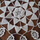 Napperon ancien dentelle crochet d’art fait main formes géométriques