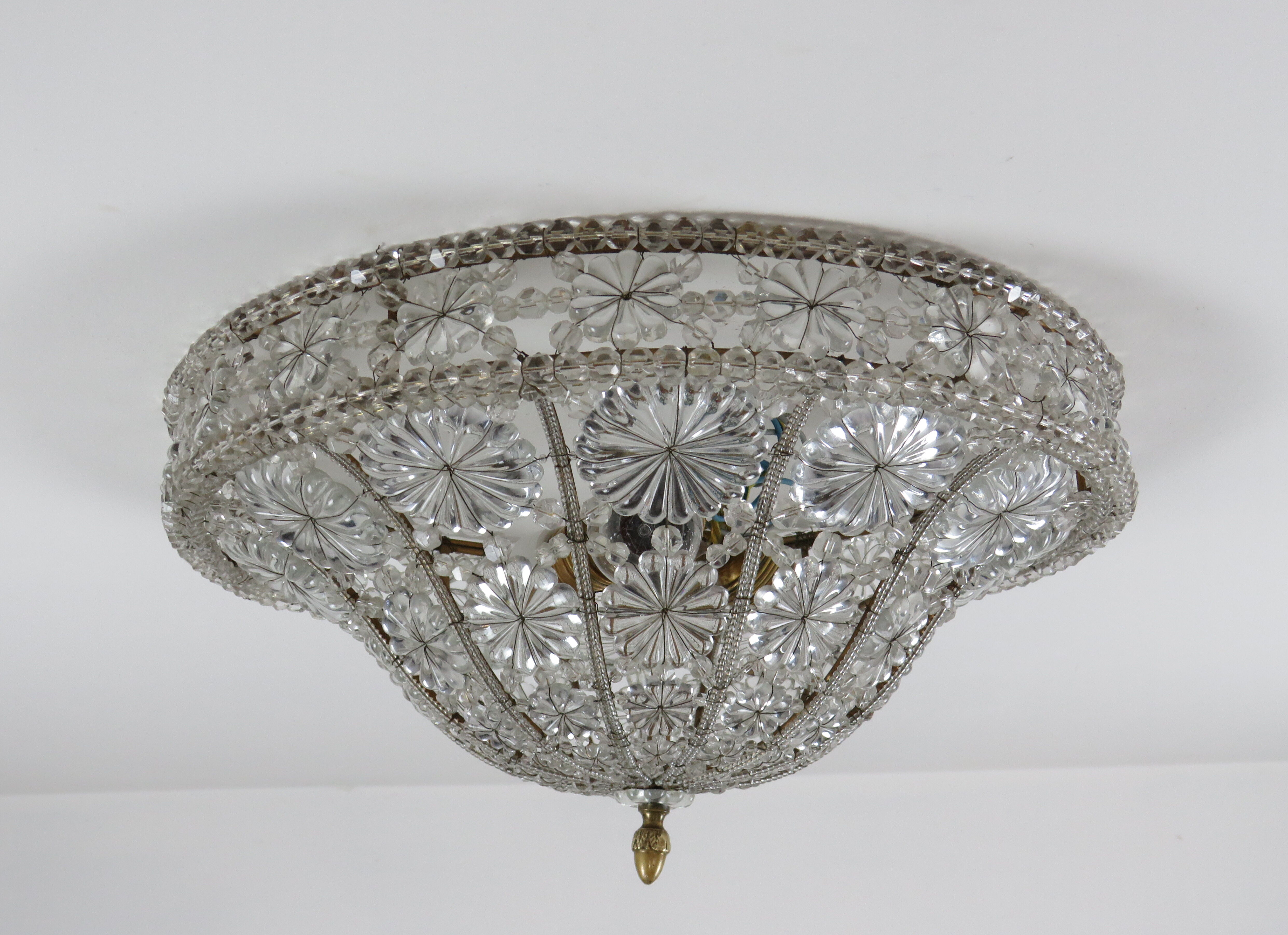 Murano's 1950s ceiling light