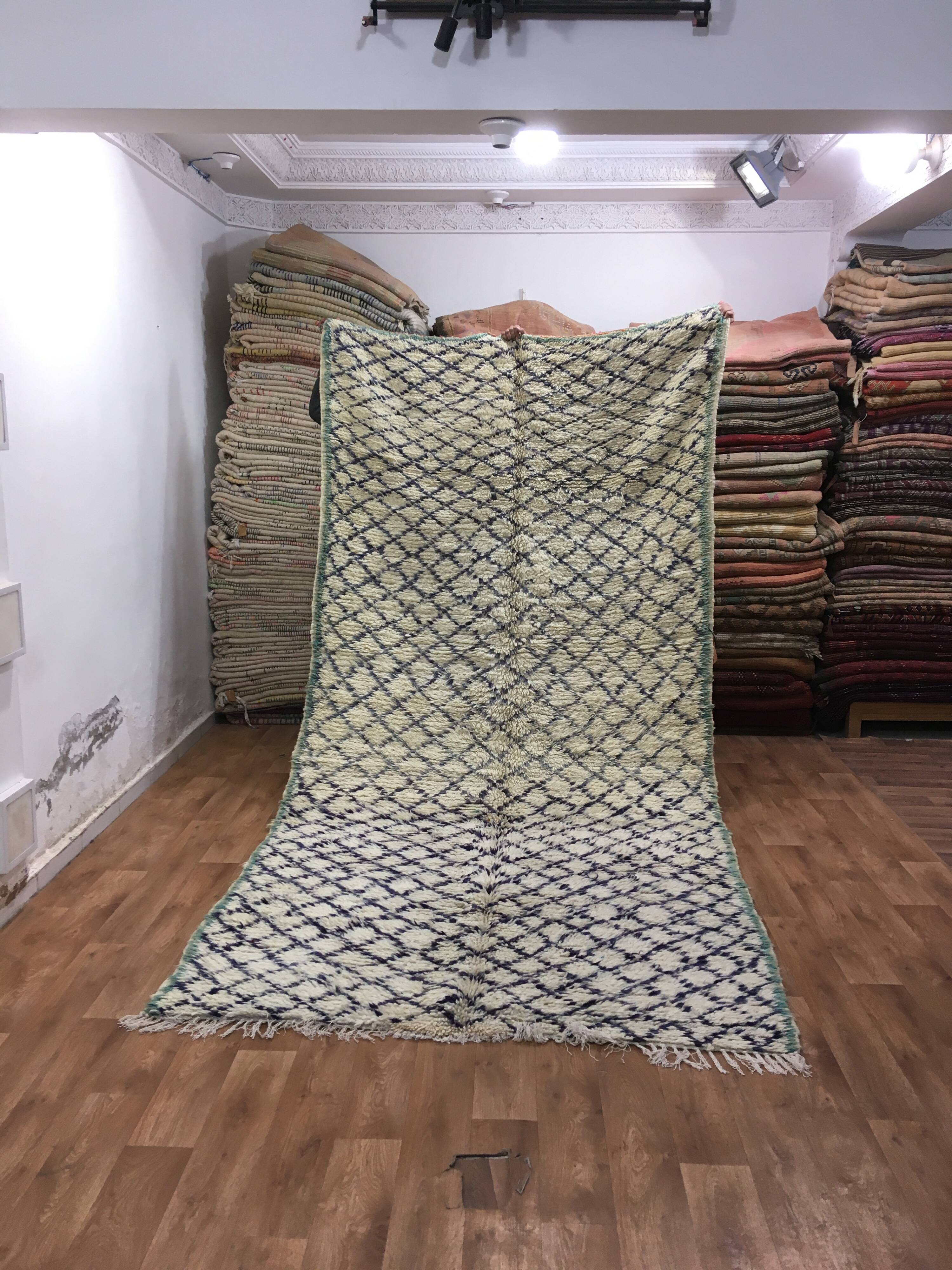 Old Beni Ouarain rug 366 x 166 cm