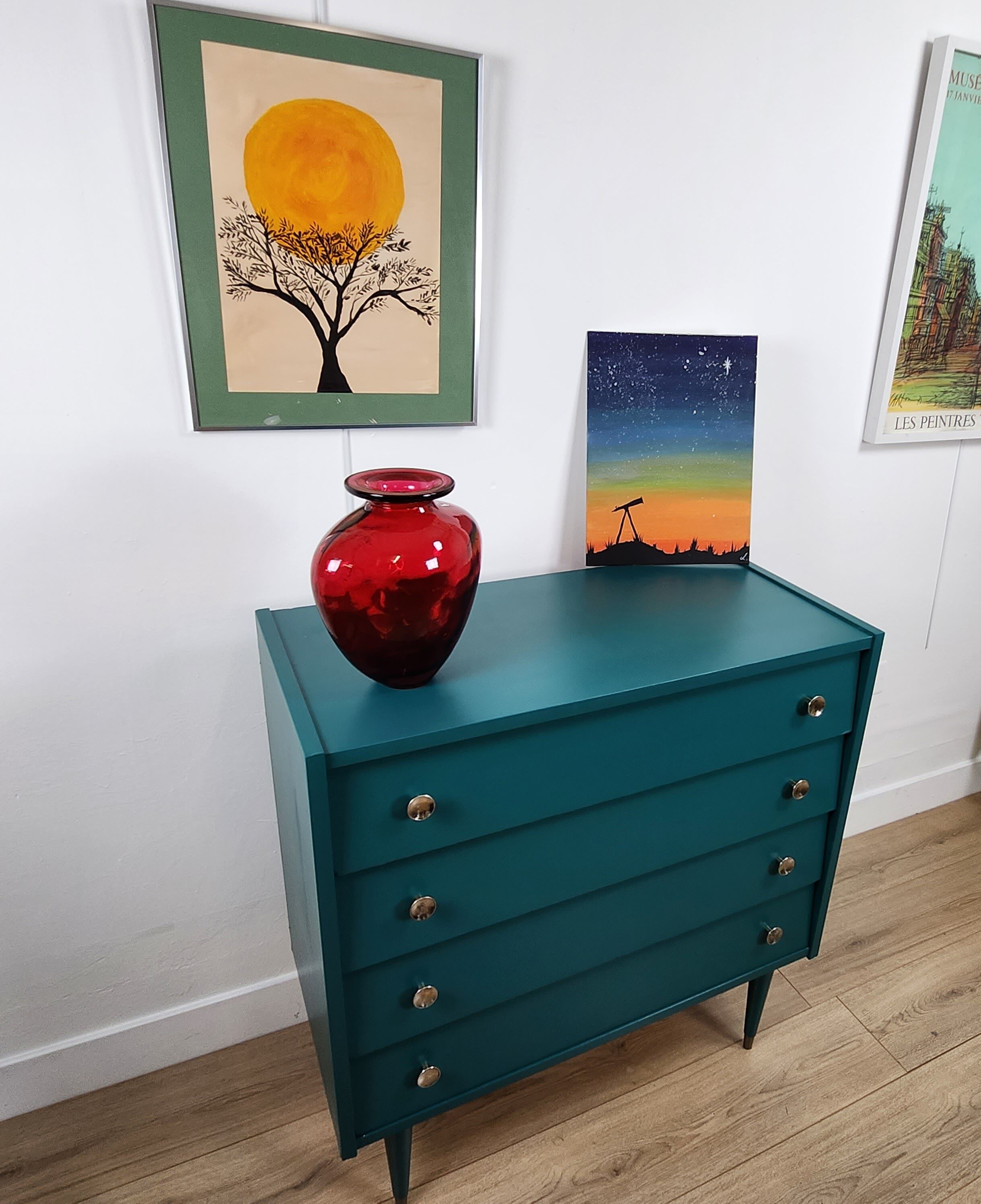 VINTAGE CHEST OF DRAWERS YEAR 60