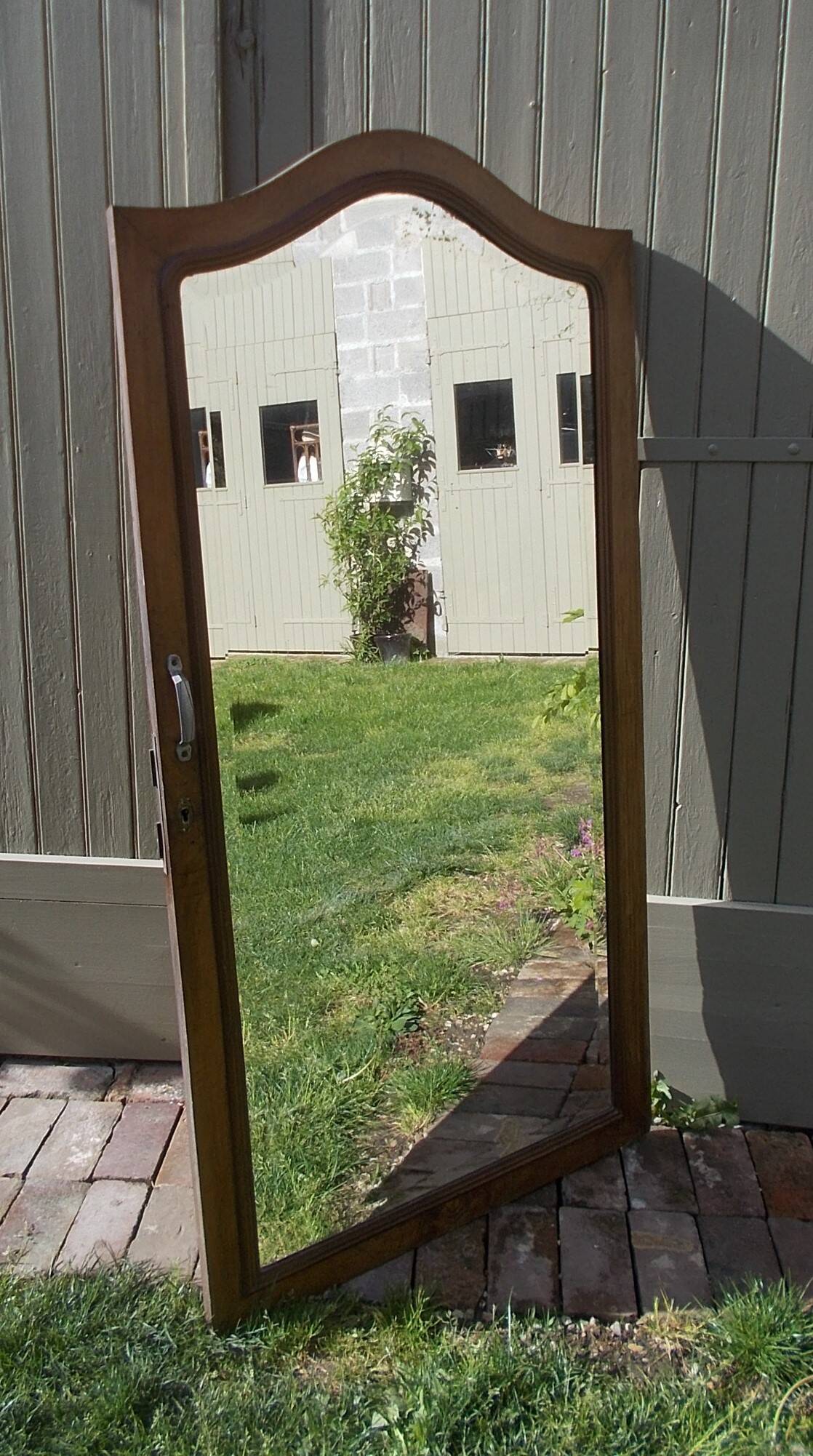Wooden mirror door