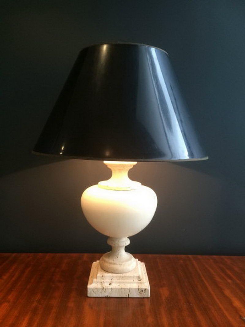 Ceramic lamp on a travertine base