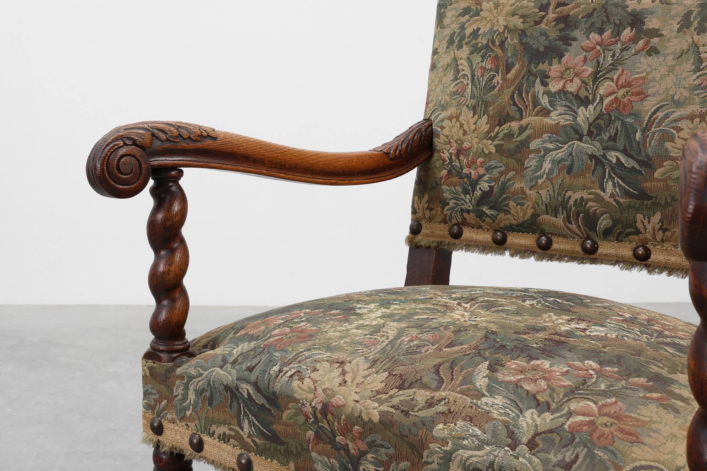 Antique armchair in walnut with tapestry upholstery, UK 17th century
