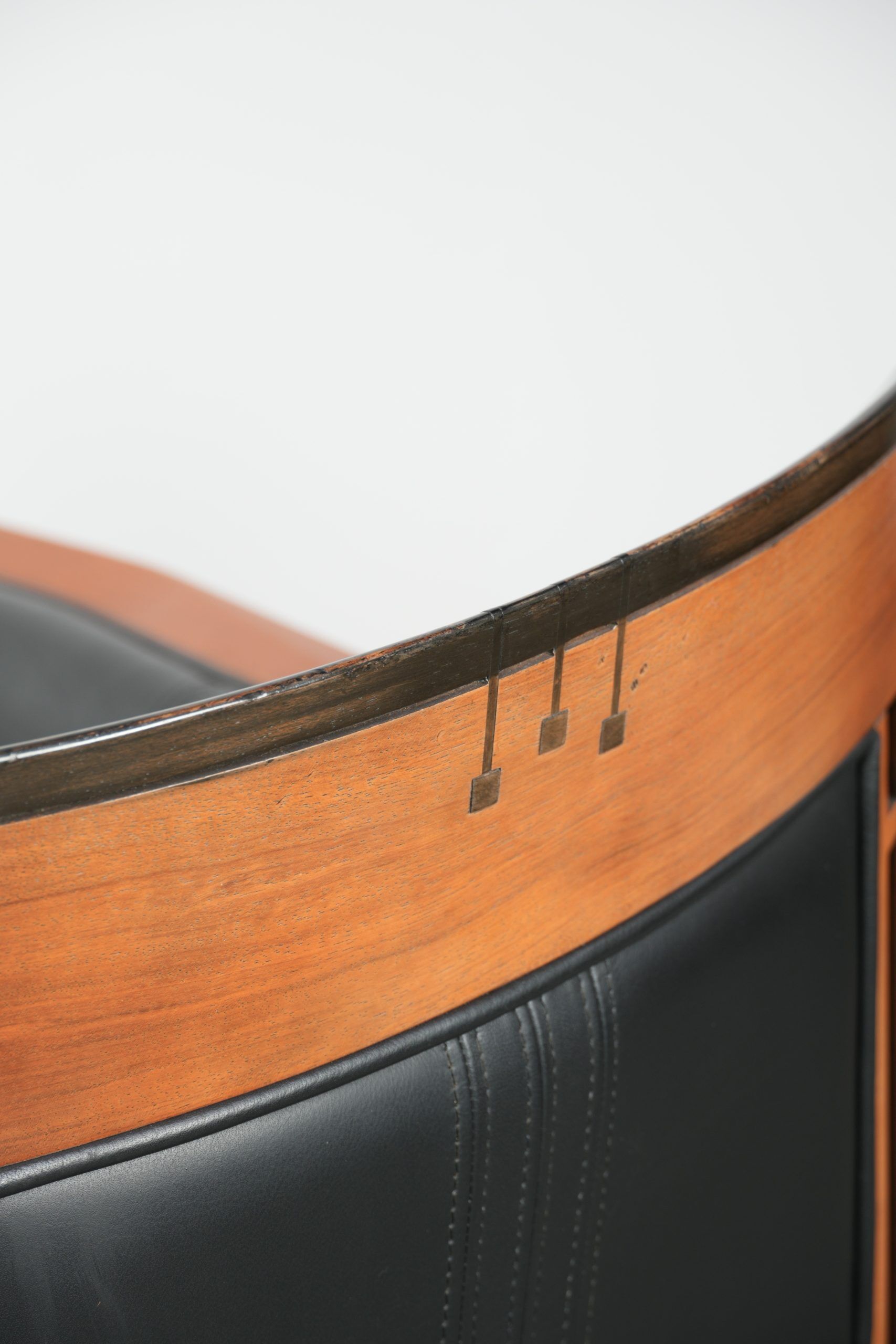 Black leather Art Deco design armchair in good condition