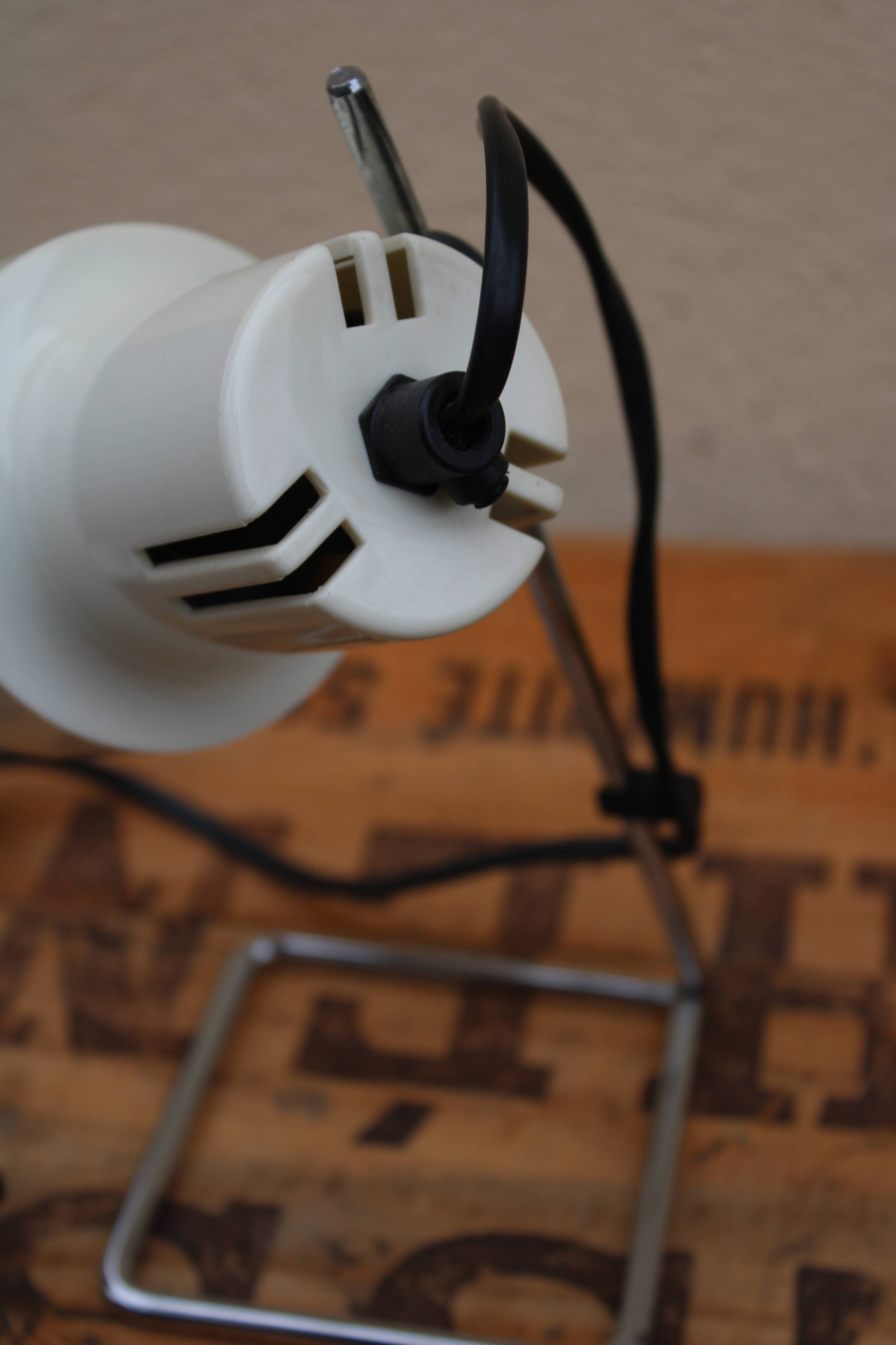 Vintage spot lamp