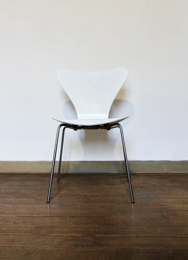 Chaise 3107 dite série 7 par Arne Jacobsen, 1967