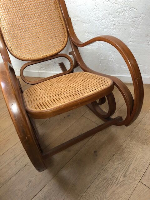 Vintage rocking-chair