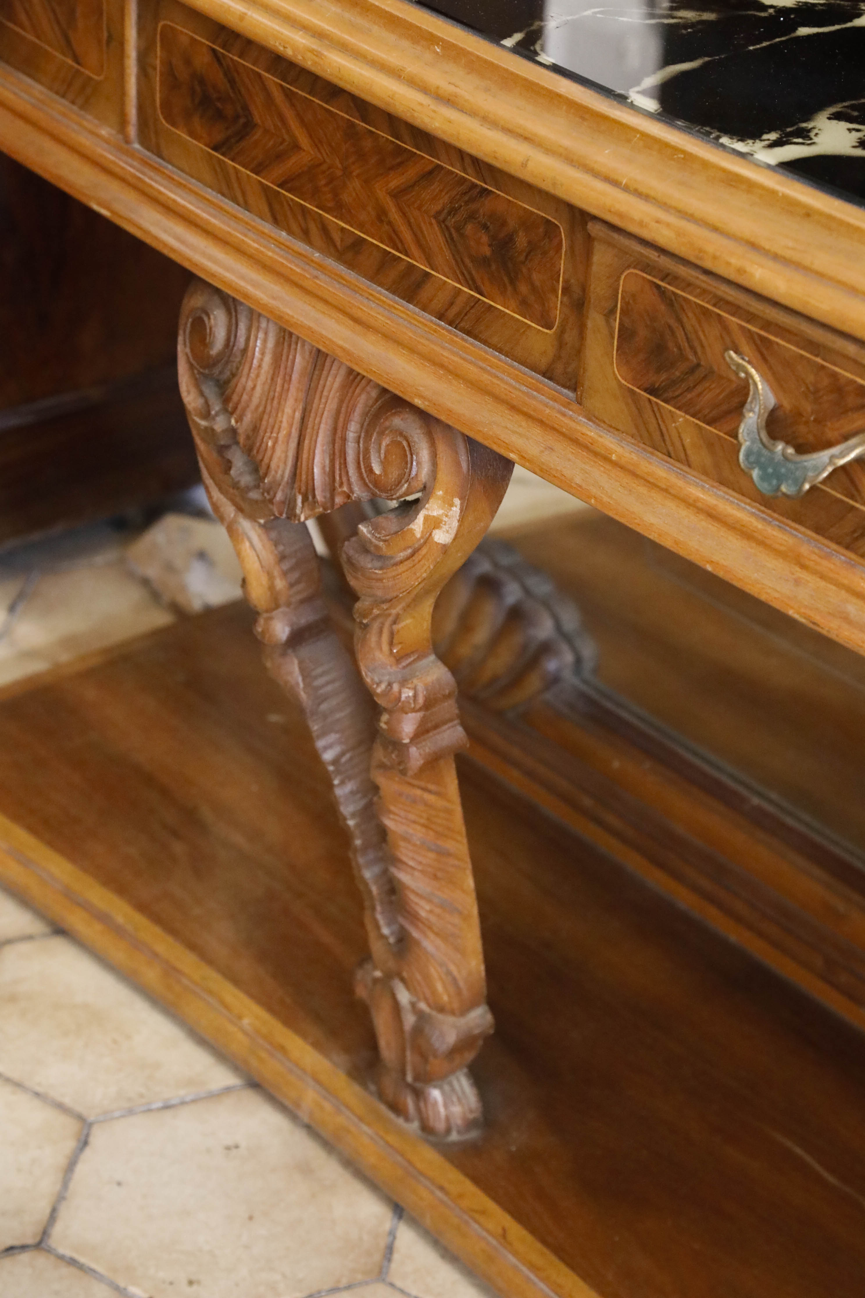 Italy hairdressing set and bedside 1940