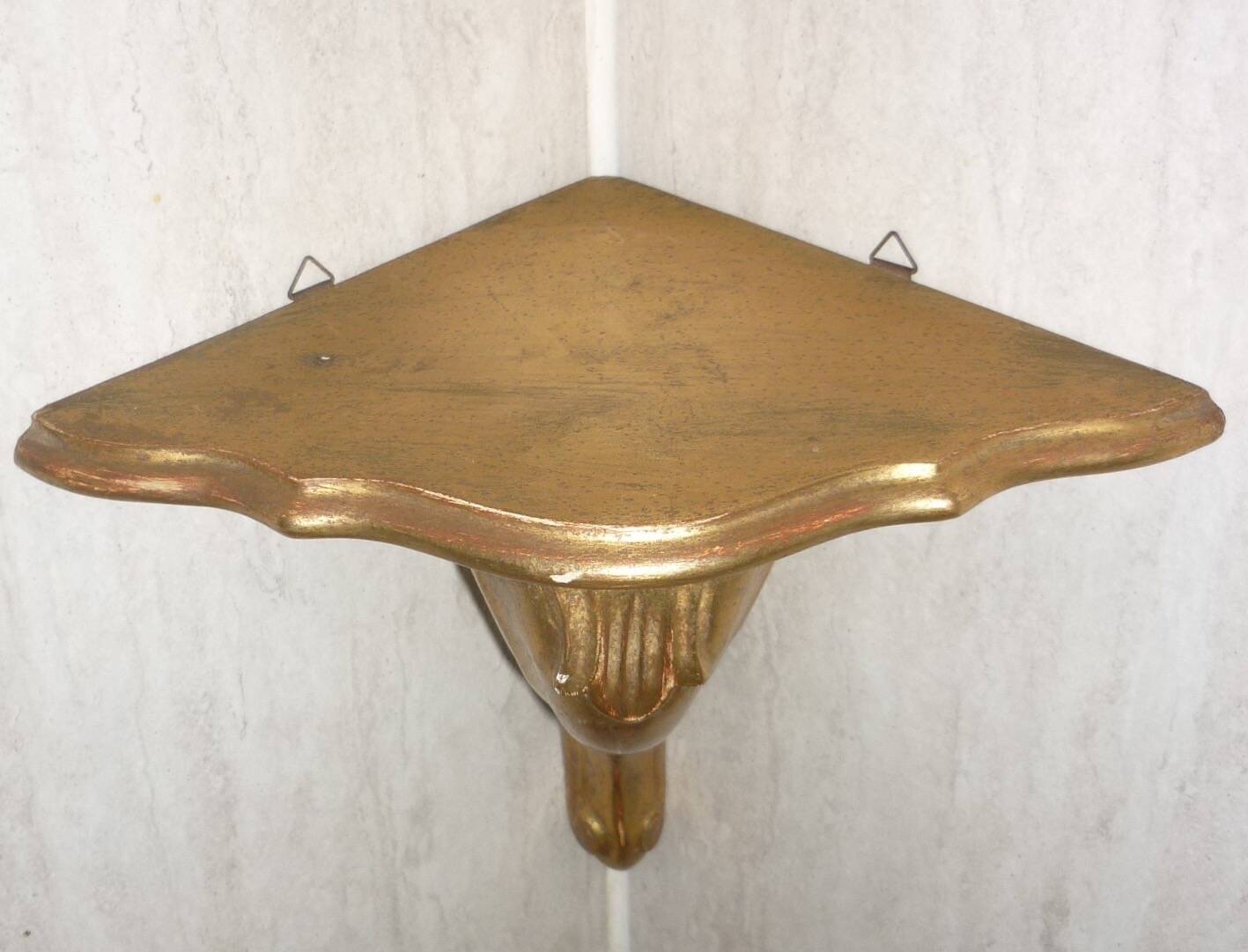 Golden wood corner console shelf