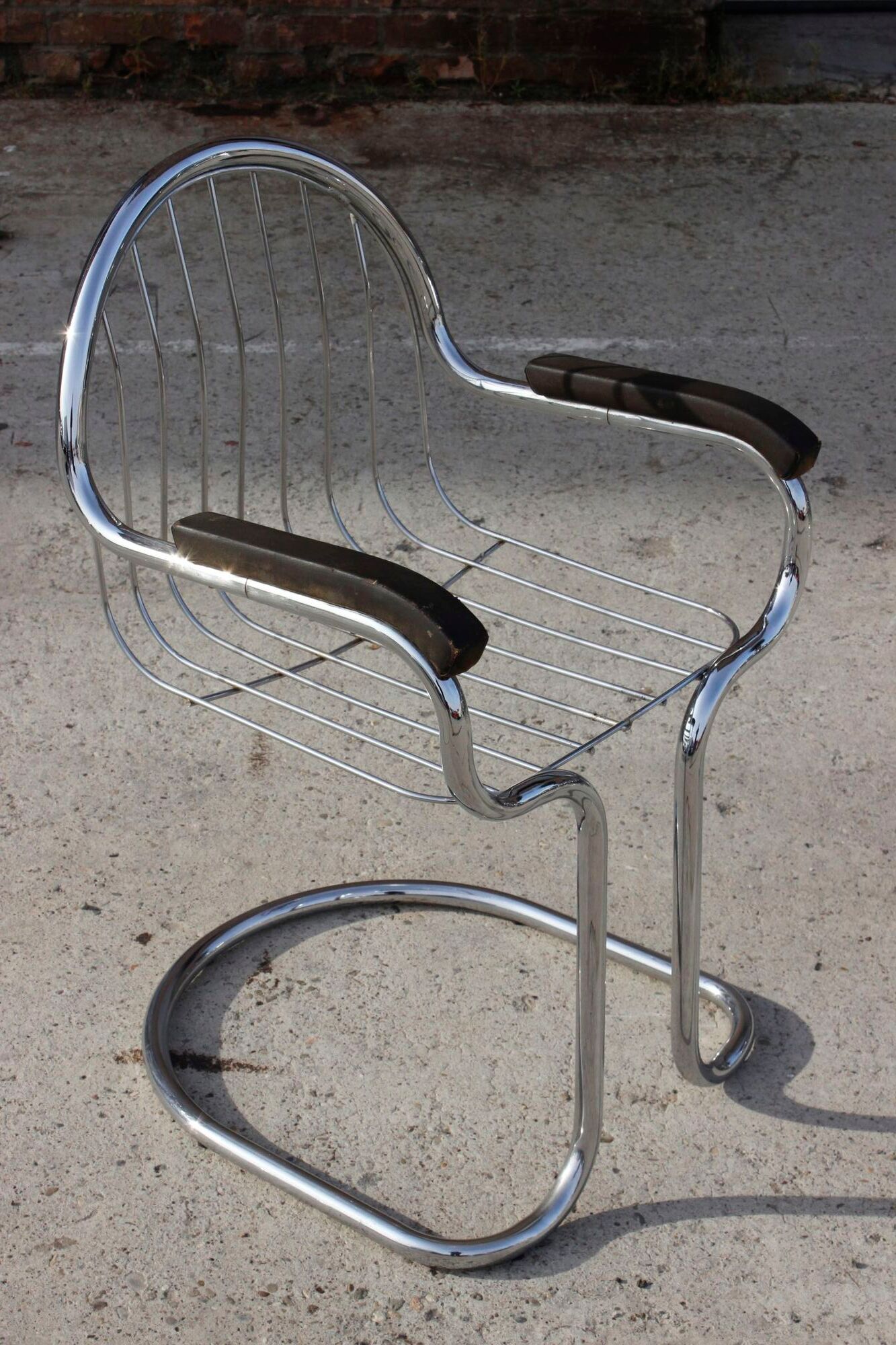4 chairs & 2 armchairs in chrome-plated steel wire by Gastone Rinaldi, Italy 1970s