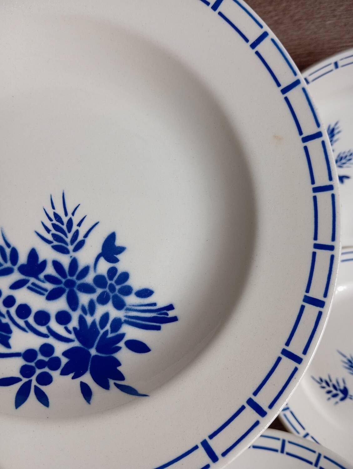 6 old plates 1920/30 Badonviller, blue decor