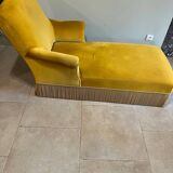 Golden velvet daybed