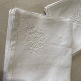 Set of linen towels monogram tn