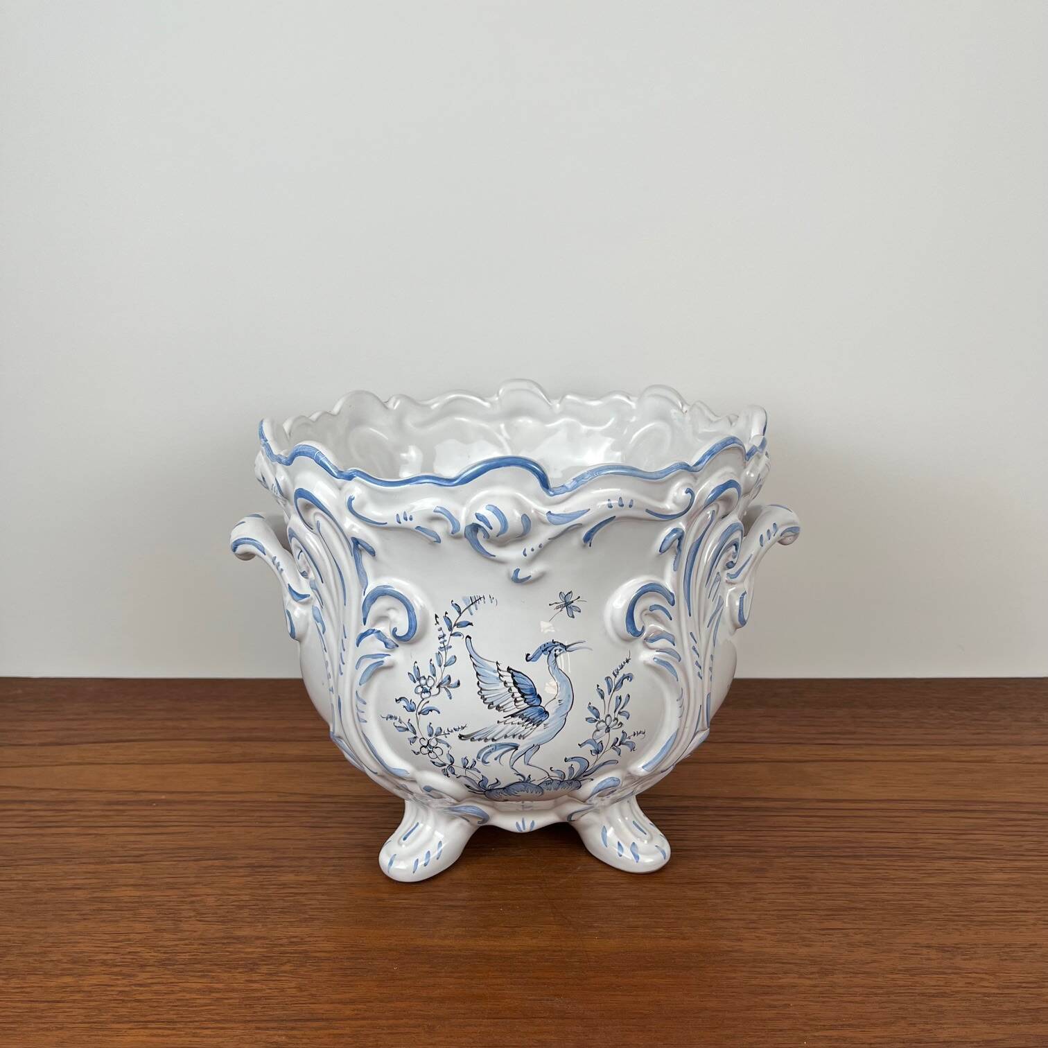 Moustier Dallier blue and white ceramic planter, 1950-1970