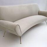 Gigi Radice Mid-Century Modern Italian Velvet Curved Sofa for Minotti, 1950