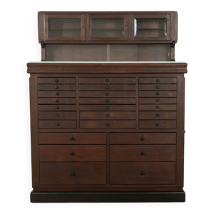 Armoire dentaire ancienne, - 1920