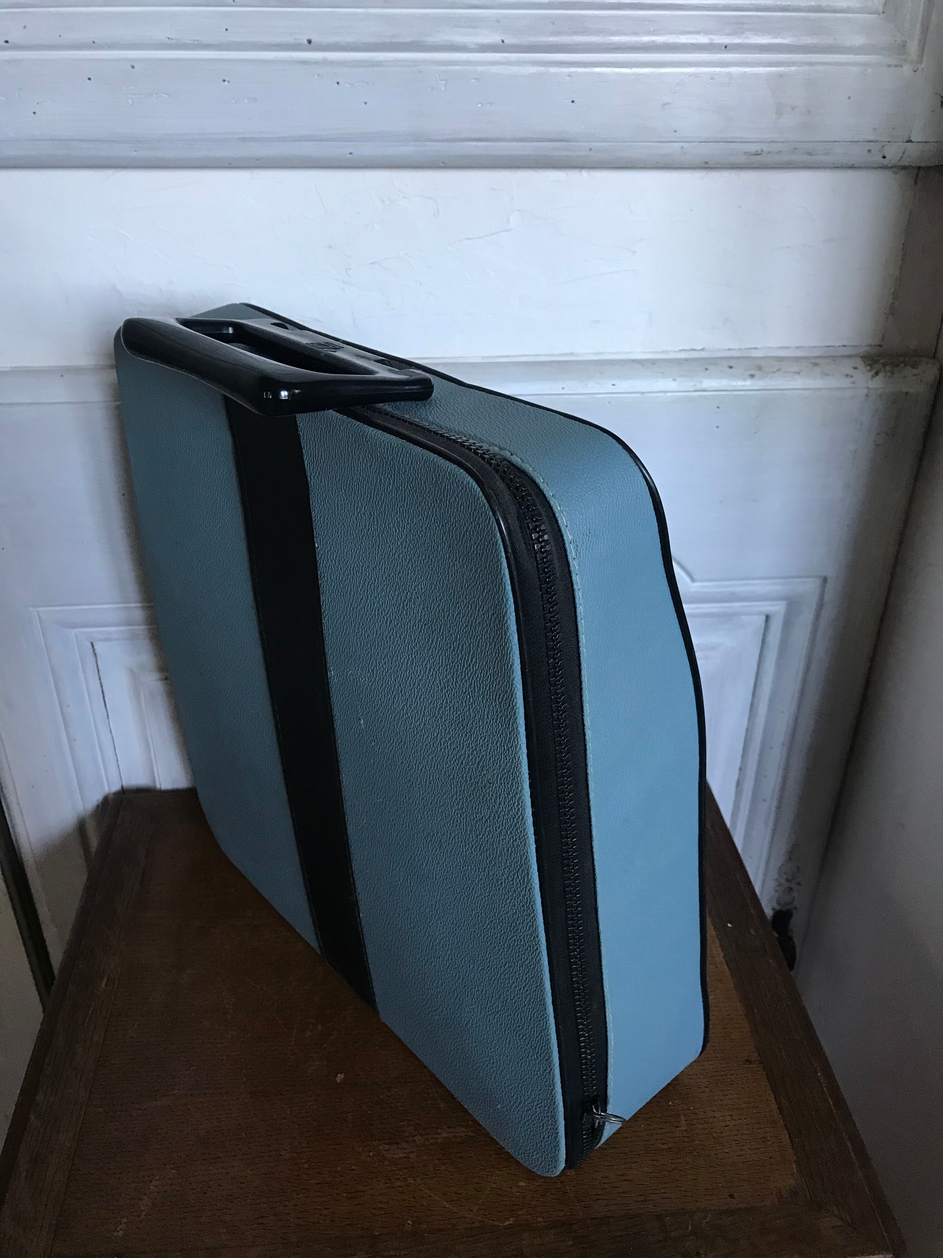 Olivetti Lettera 32 Typewriter