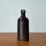 Mid-century ceramic carafe vase by Bastian le Pemp for Kemper / Quimper France, 1960s.