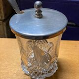 Jam pot