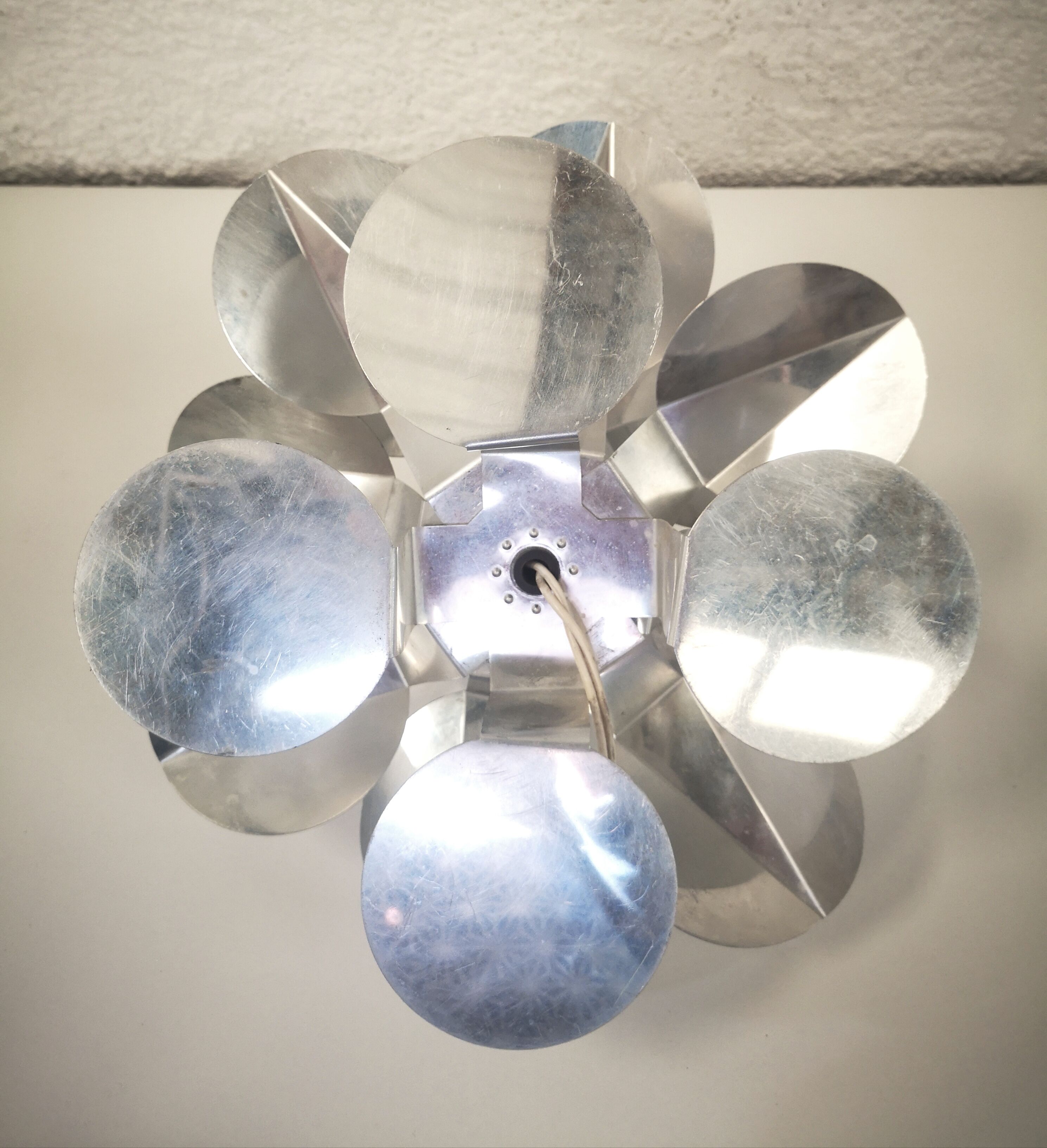 Vintage chromed flower lamp