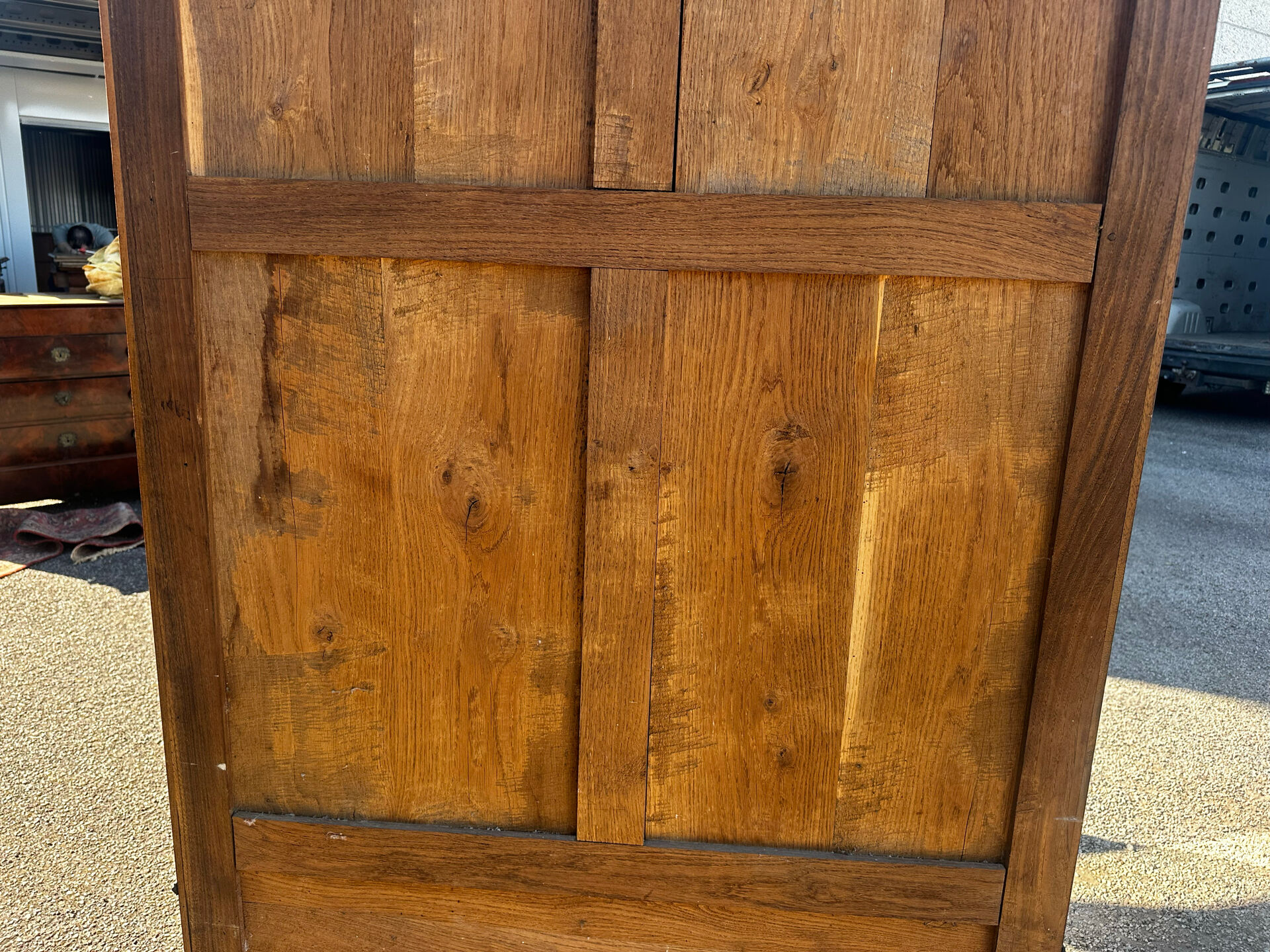 Armoire à glace Napoléon III en placage de loupe