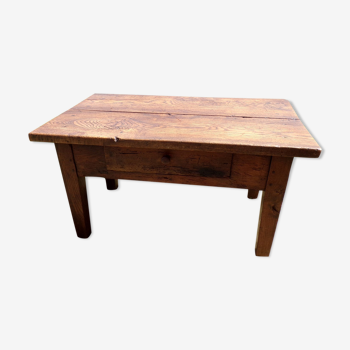 Table basse en bois rustique avec tiroir
