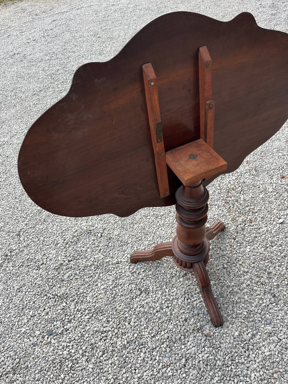 Table d’appoint plateau pliable 1930/40