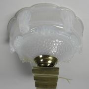 Applique Art Déco en verre opalescent, années 30