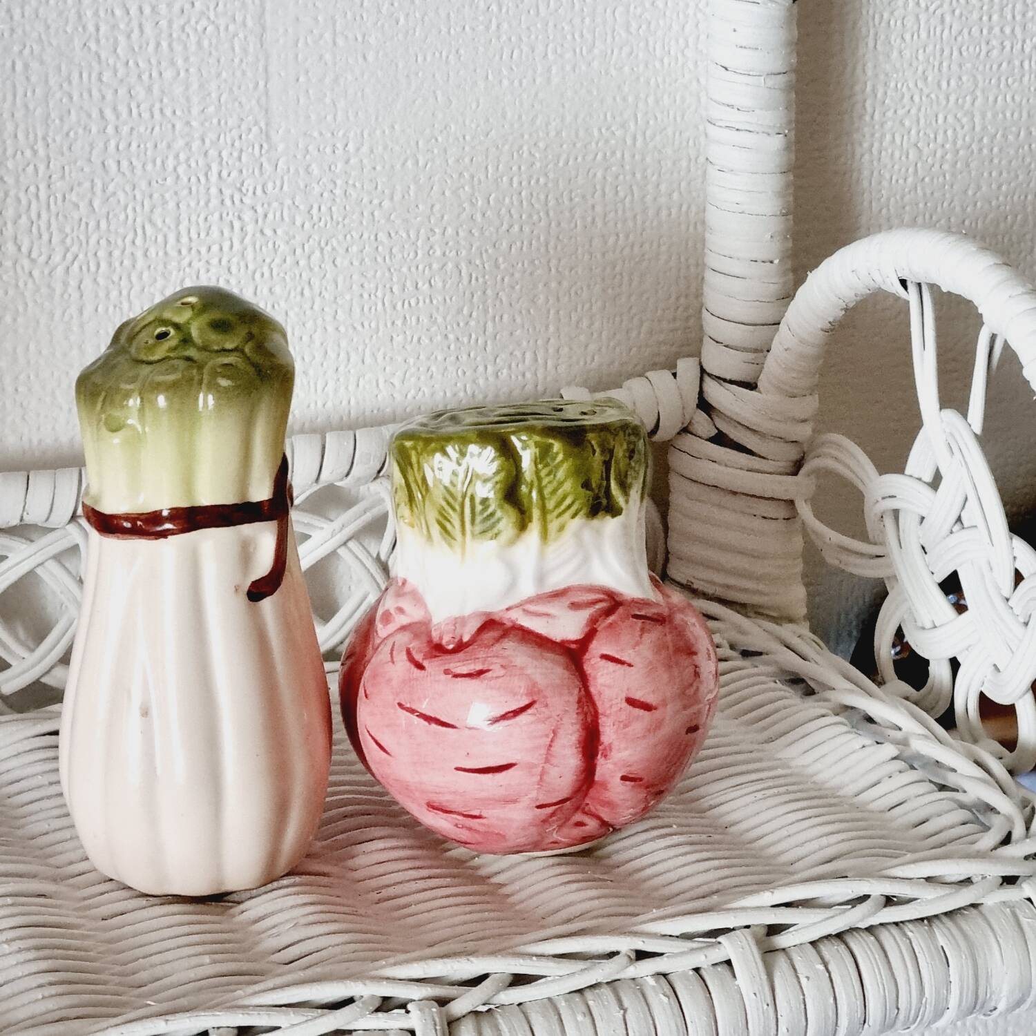 Salt and pepper barbotine