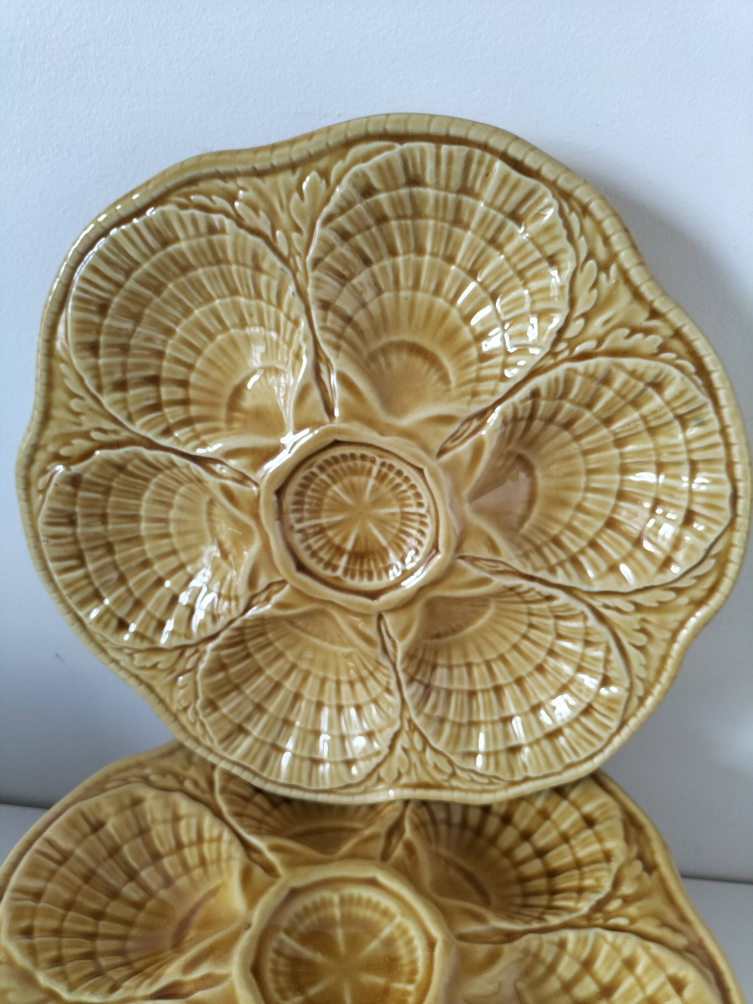 5 Sarreguemines caramel shell plates, 1950s