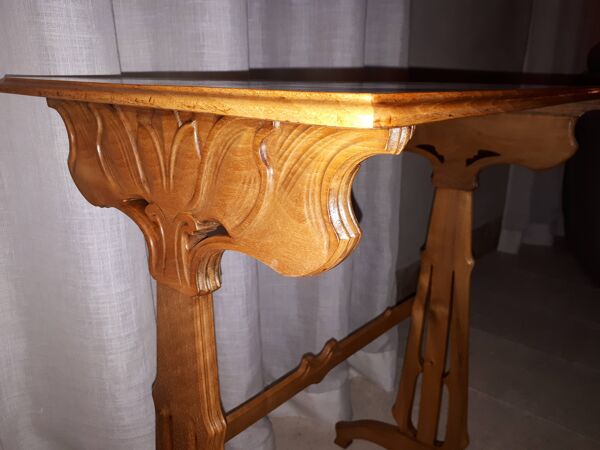 Série de 4 tables gigognes gallé à décor de libellules