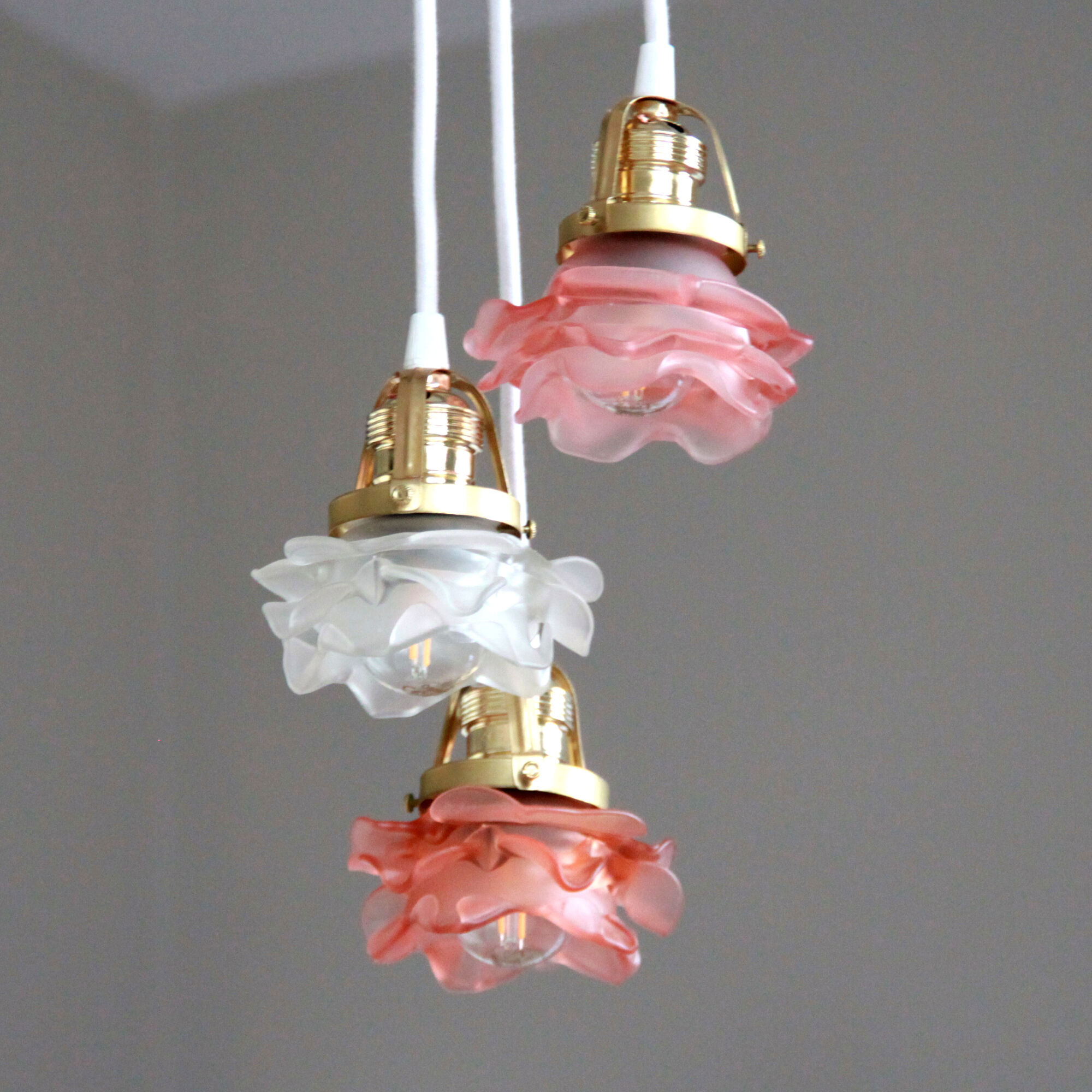 Chandelier suspension waterfall 3 lamps glass paste flower pink tulip old art deco