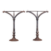 Paire de pieds balustre en fonte de table de bistrot vers 1900