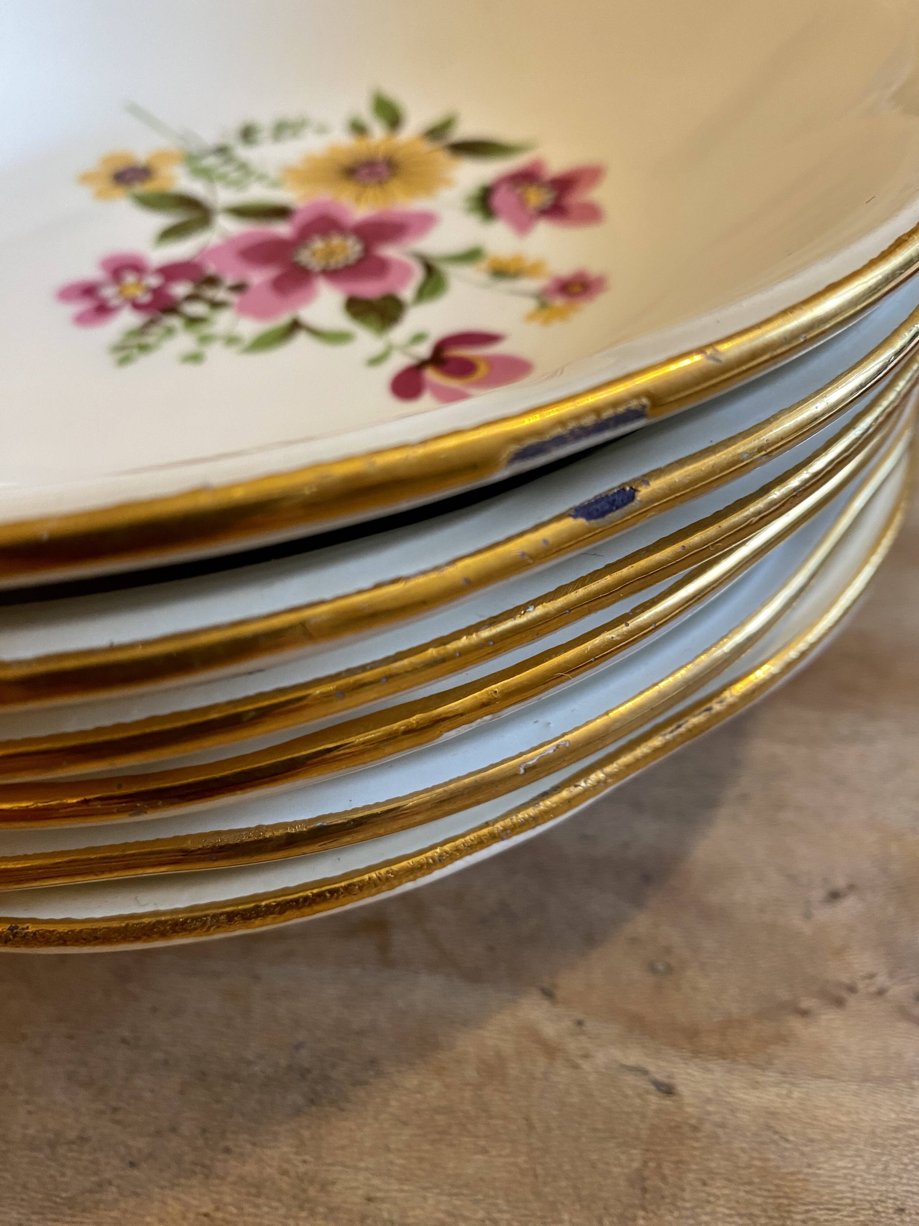 Set of 8 vintage soup plates from Gien