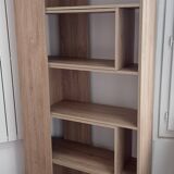 Expandable bookcase from the brand "Made"