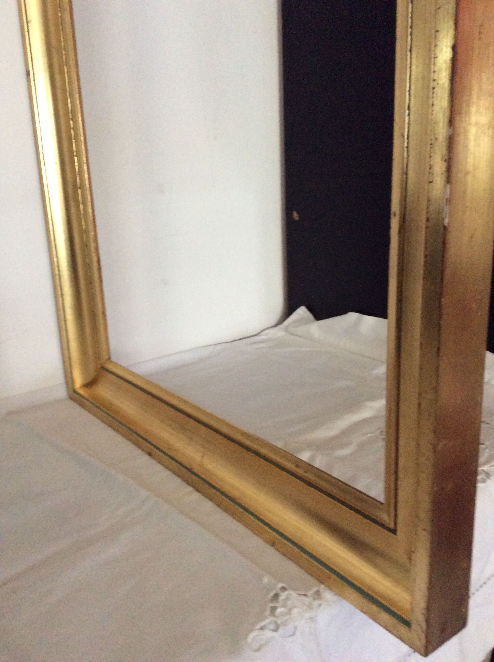 Gold-s length contemporary empty frame: 52x37 cm- total size: 60x45.5cm- Pr -3.5cm-