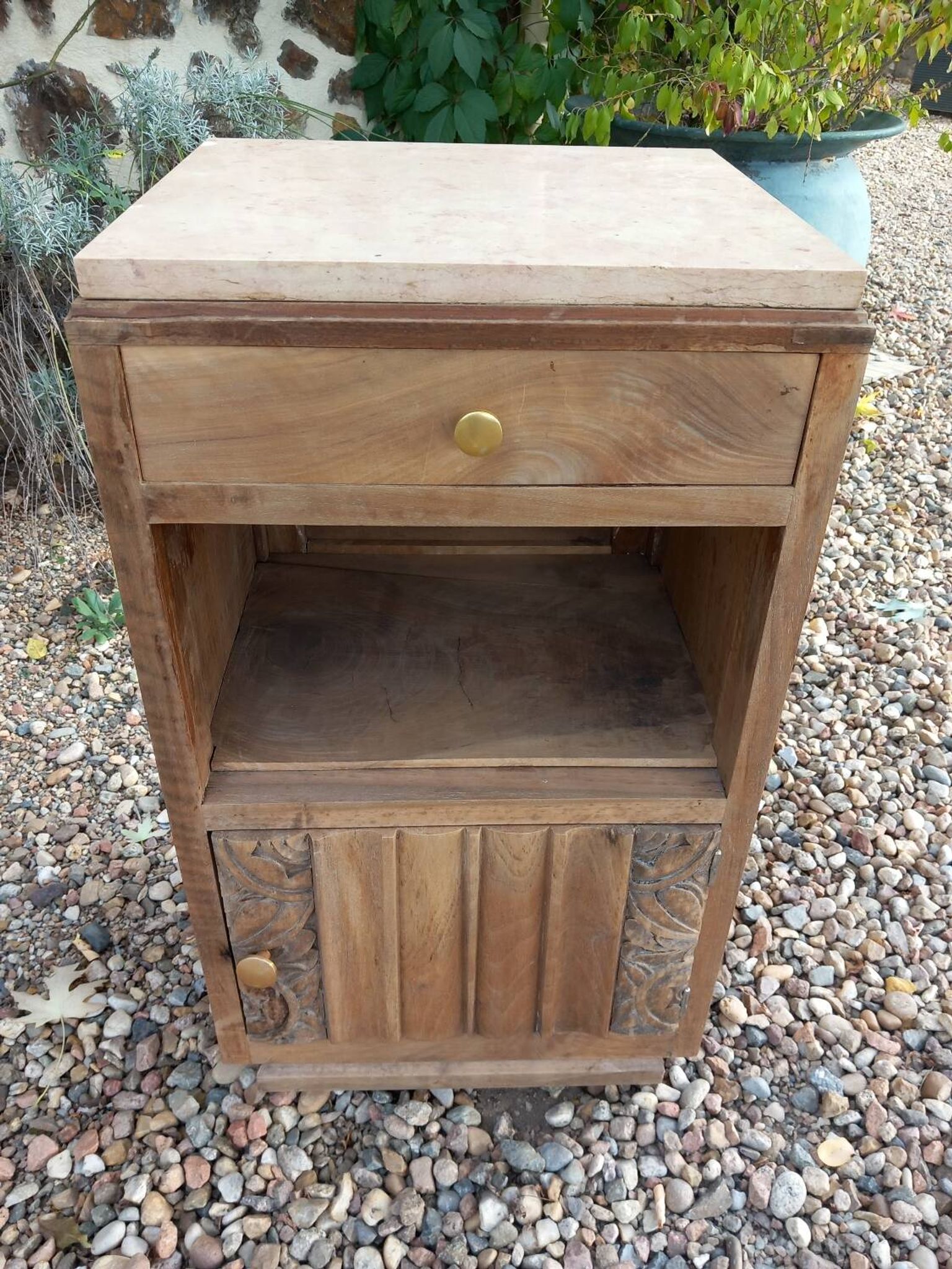 Small piece of furniture/bedside table in old wood and pink marble