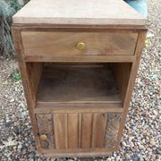 Small piece of furniture/bedside table in old wood and pink marble