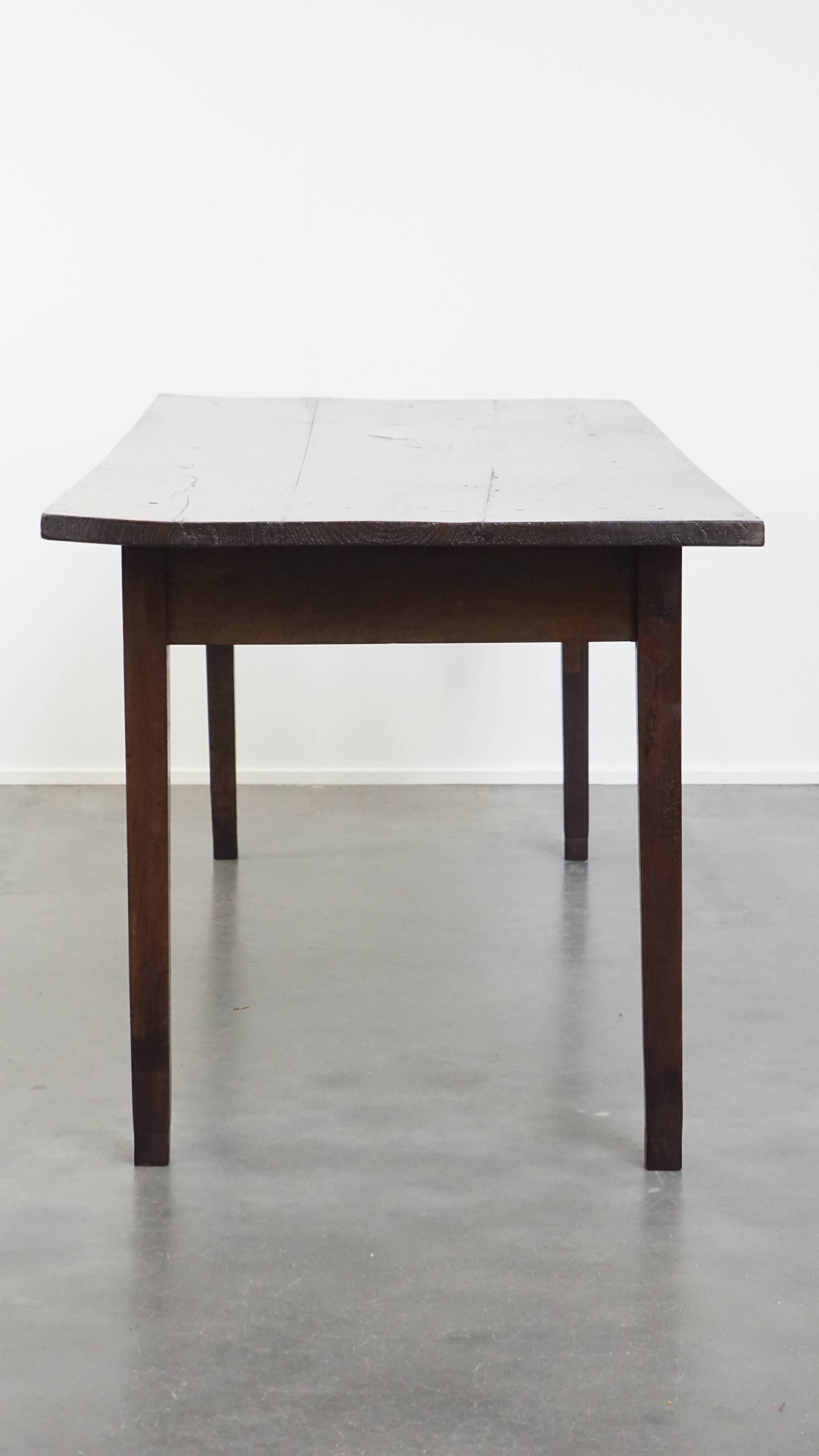 Antique Early 19th Century English 6-Person Dining Table with Walnut Top