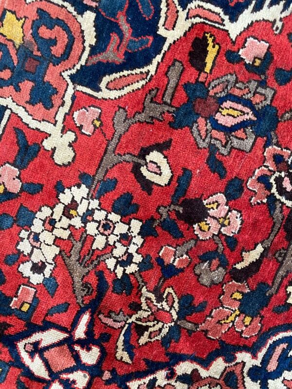 Old Persian rug Bakhtiar 210x300 cm