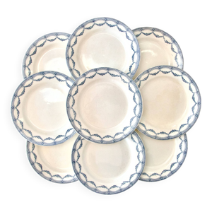 9 assiettes plates XIXe
