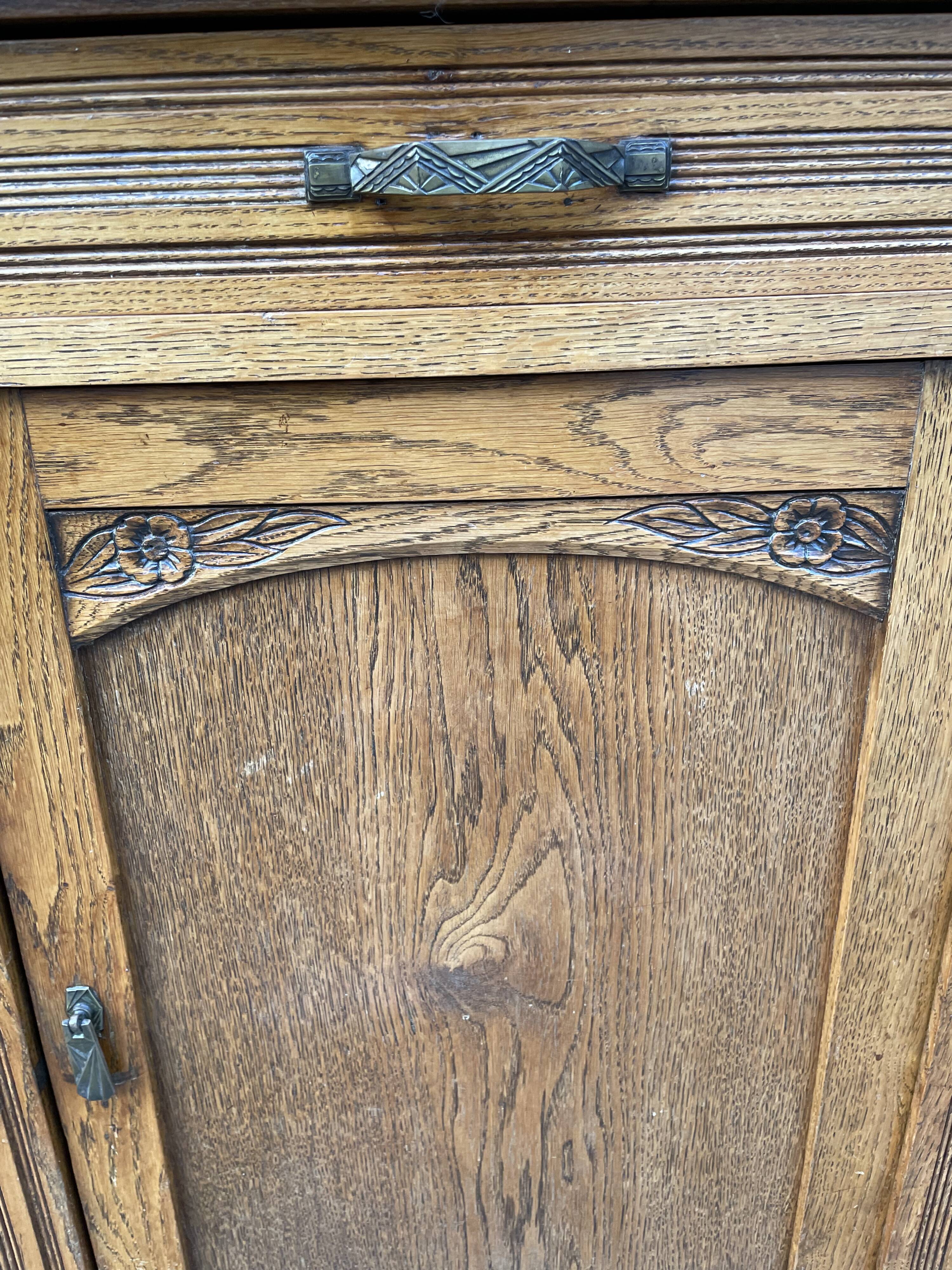 Buffet 2 body art deco