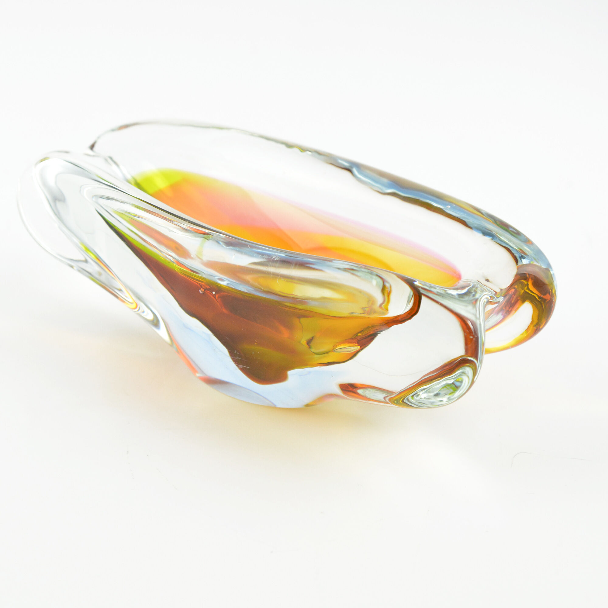 Organic ashtray designed by M. Velíšková, Czechoslovakia of the 1960s