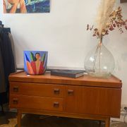 Enfilade style scandinave pieds compas